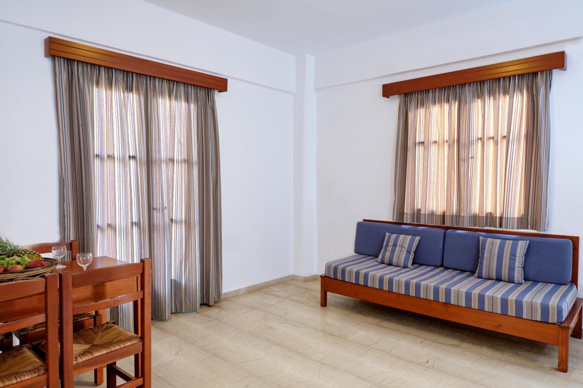 Niros Beachfront Aparthotel Kokkini Hani Dış mekan fotoğraf