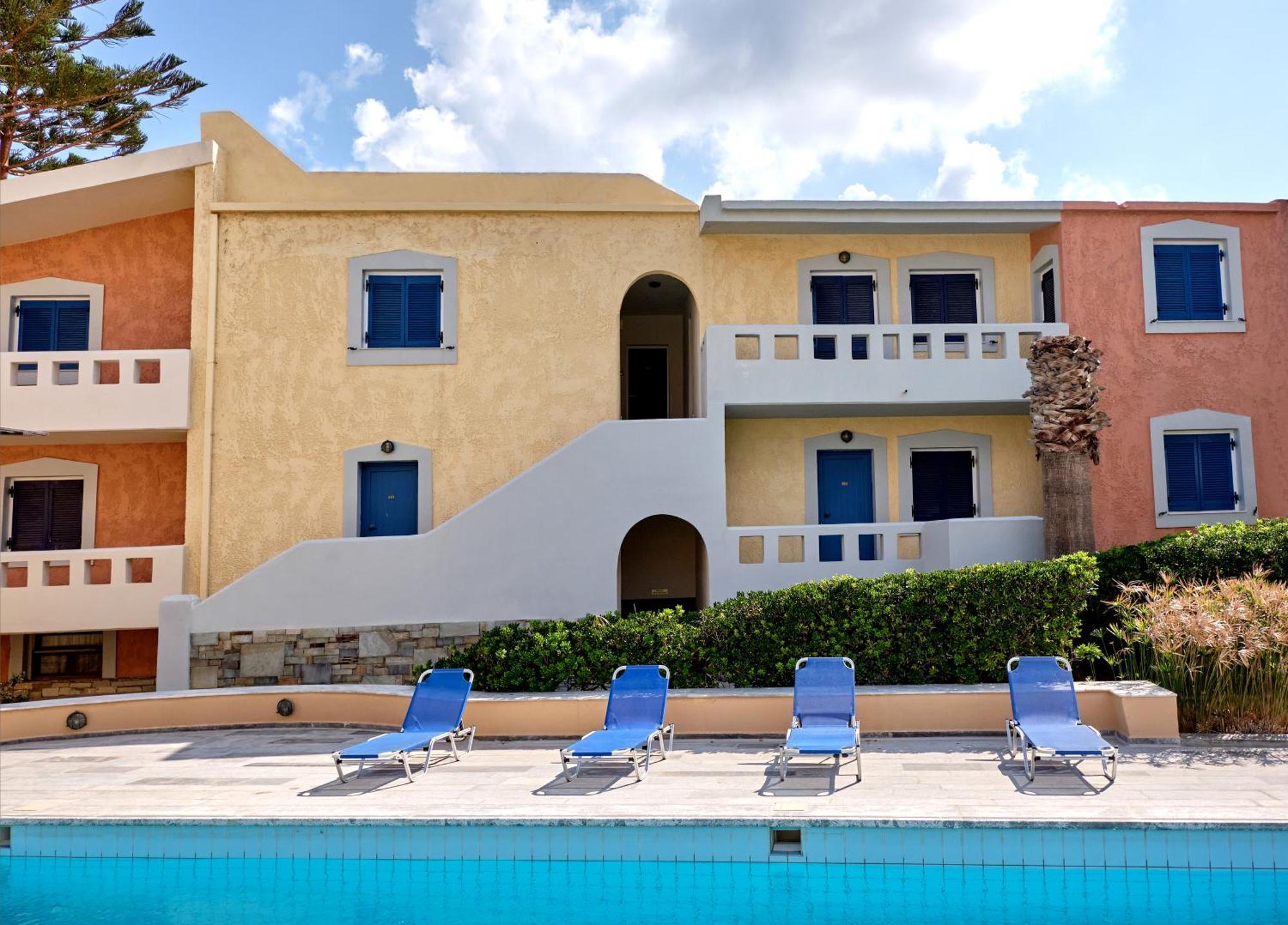 Niros Beachfront Aparthotel Kokkini Hani Dış mekan fotoğraf