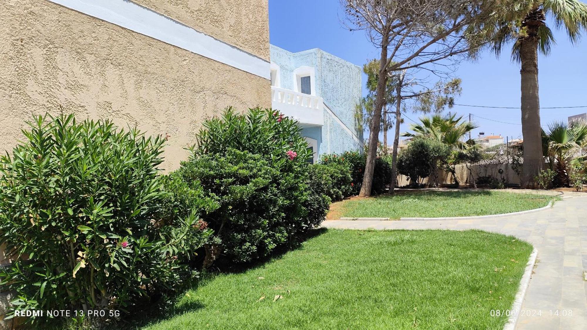Niros Beachfront Aparthotel Kokkini Hani Dış mekan fotoğraf
