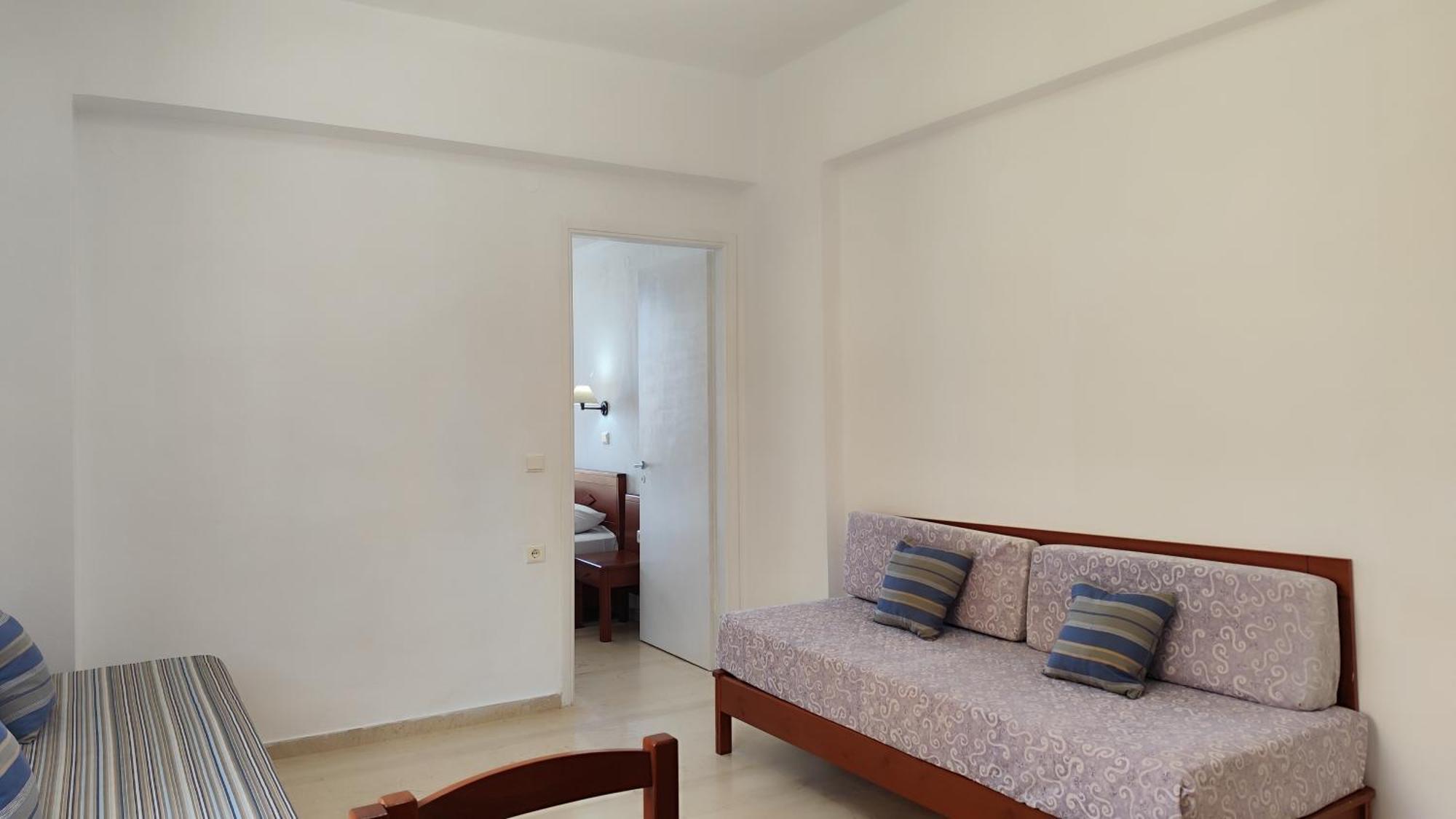 Niros Beachfront Aparthotel Kokkini Hani Oda fotoğraf
