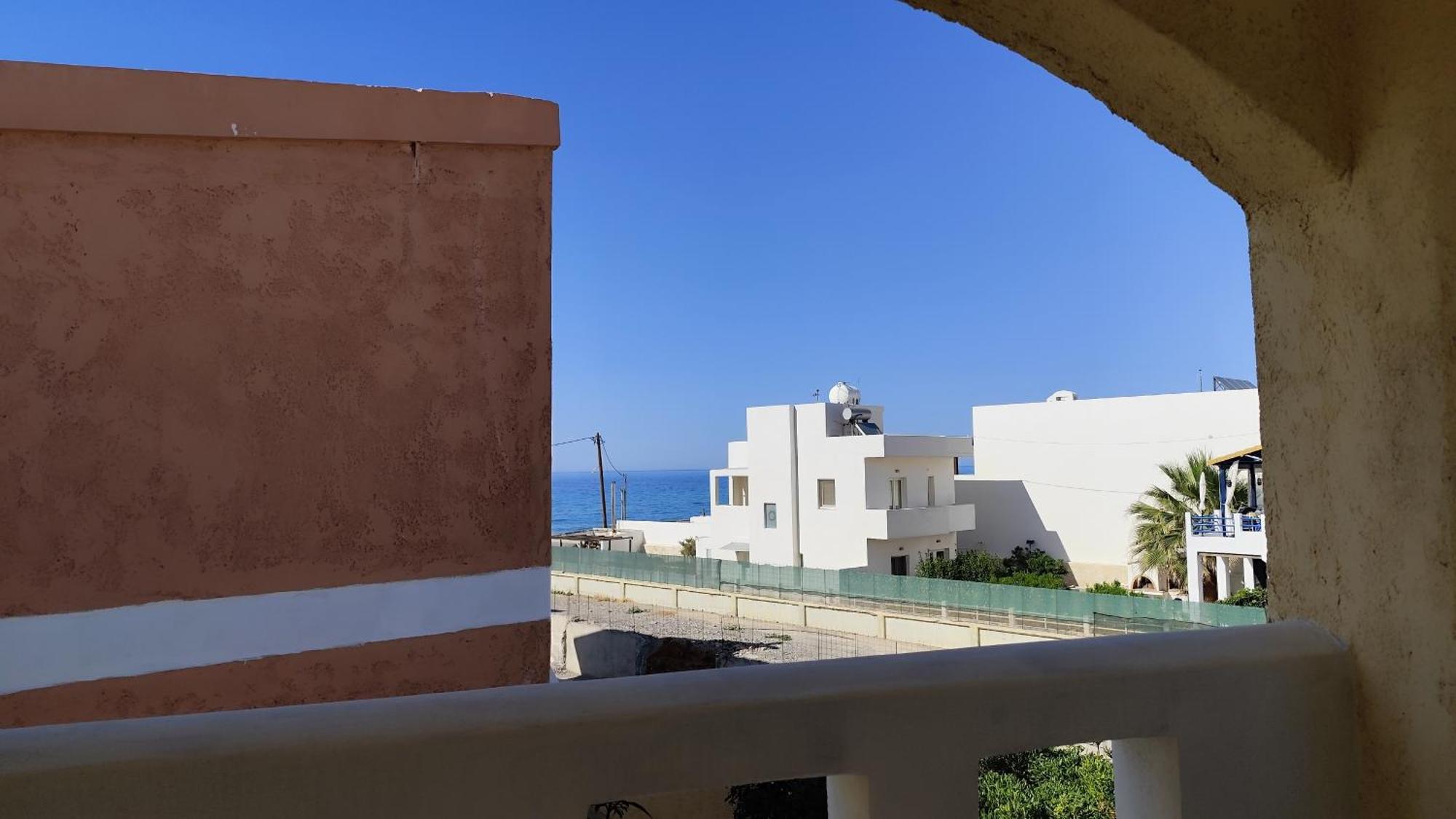 Niros Beachfront Aparthotel Kokkini Hani Dış mekan fotoğraf